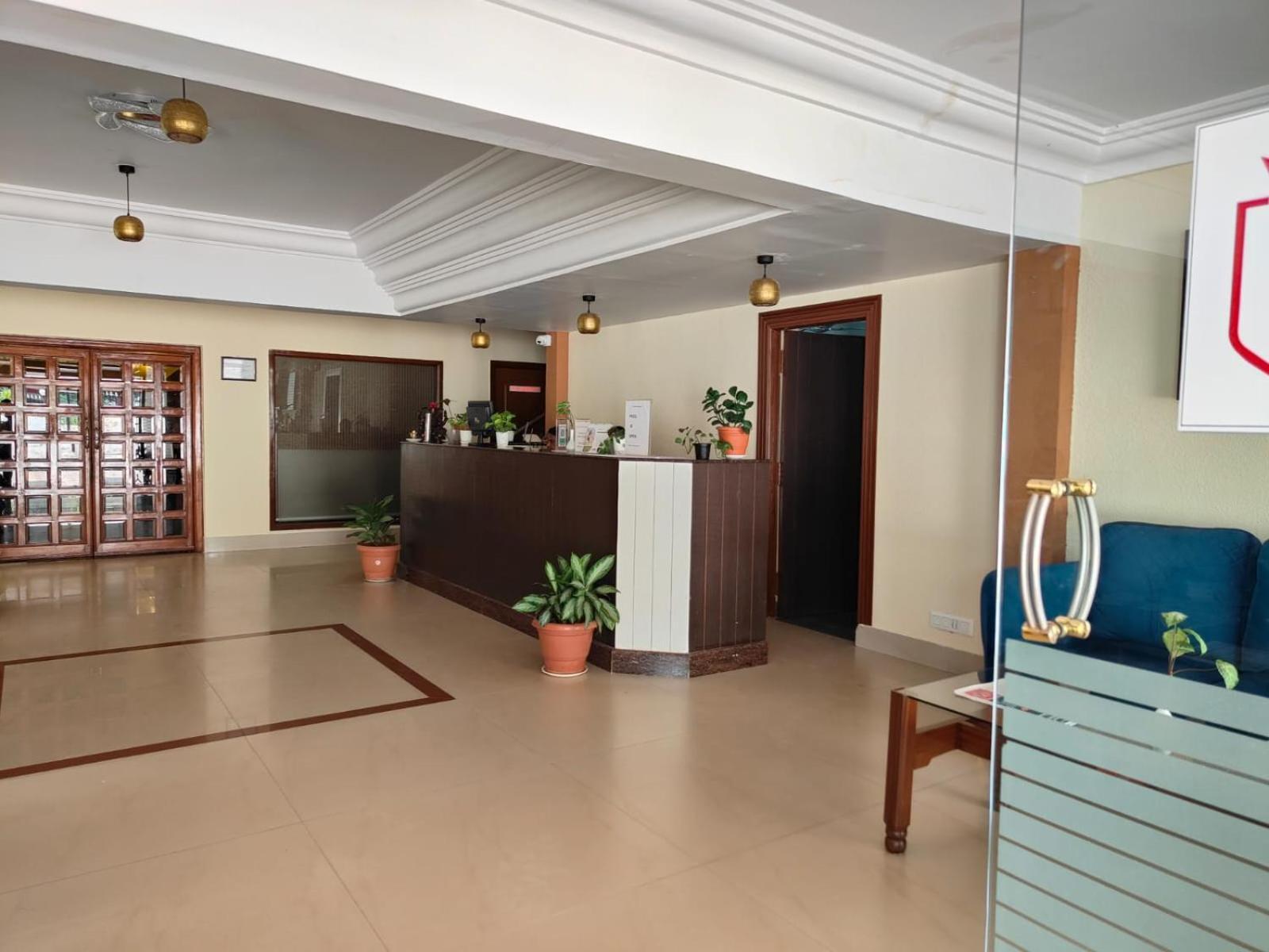 Hotel Badami Court Exterior photo