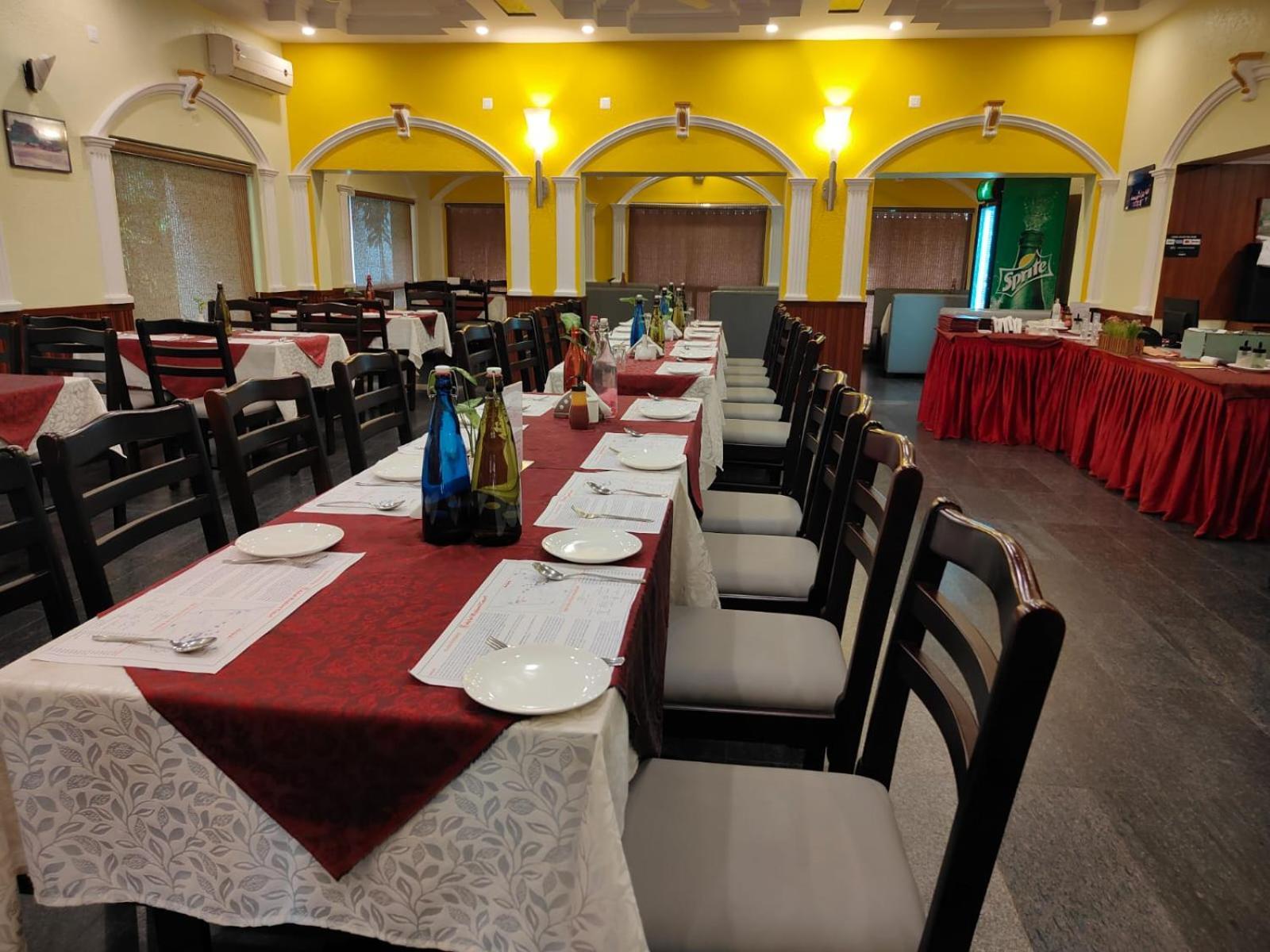 Hotel Badami Court Exterior photo